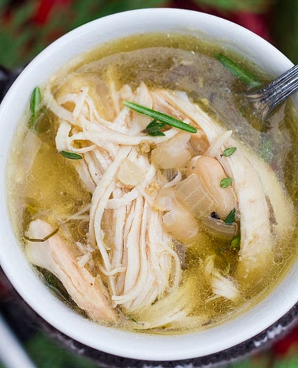 Instant Pot Chicken and White Bean Soup