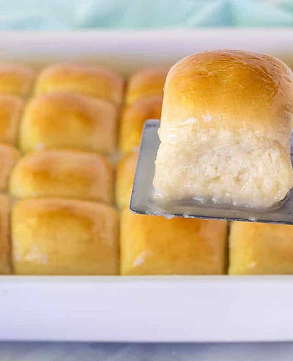 Pani Popo (Samoan Coconut Rolls)