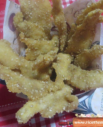 Petto di pollo fritto al sesamo