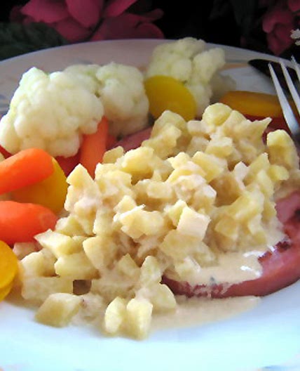 Ham Steak With Apples