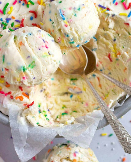 Funfetti Ice Cream Recipe (with No-Churn Method)