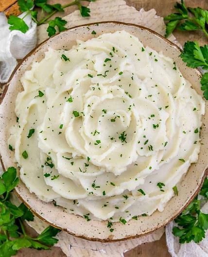 Vegan Roasted Garlic Mashed Potatoes