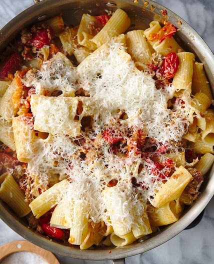 Rigatoni with Pork and Peppers