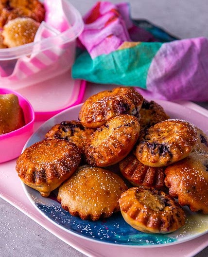 Easy air fryer blueberry banana muffins