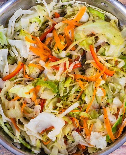 Jamaican Steamed Cabbage Recipe (Easy)