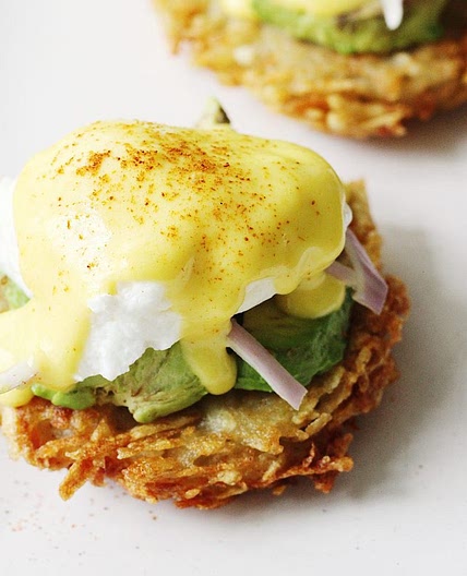 Hashbrown Avocado Eggs Benedict