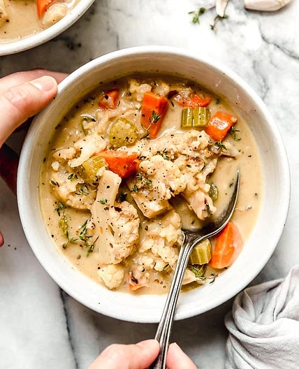 Creamy Roasted Cauliflower Chowder