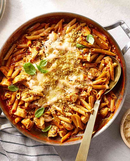 One-Pan Chicken Parmesan Pasta