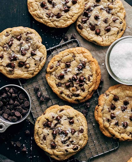 BEST Chocolate Chip Cookies