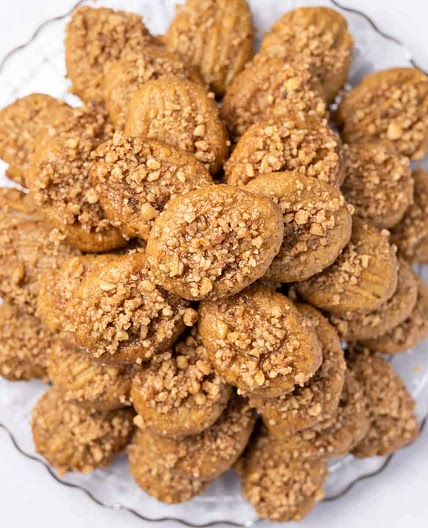 Melomakarona / Finikia (Honey-Dipped Cookies)