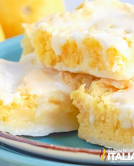 Best Lemon Brownies Recipe (With Lemony Glaze)