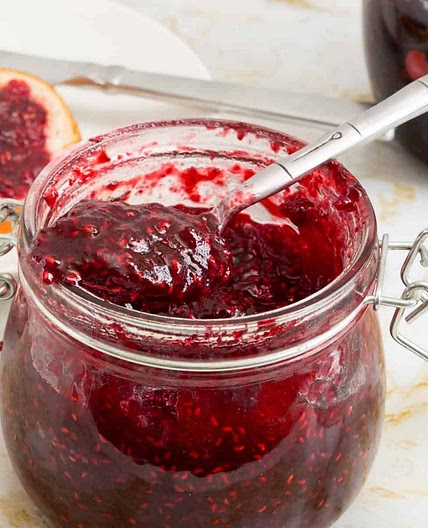 Raspberry Jam No Pectin (3 ingredients)