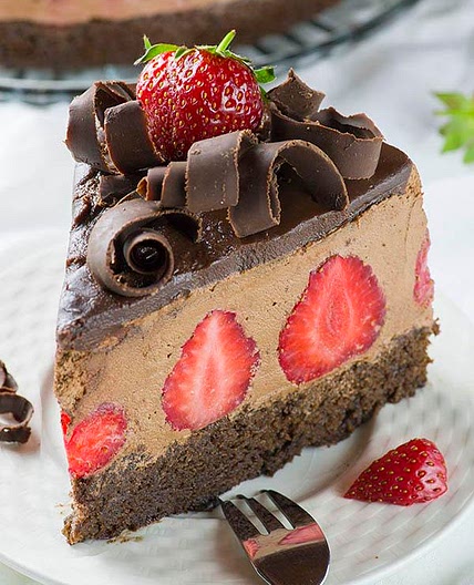 Strawberry Chocolate Cake