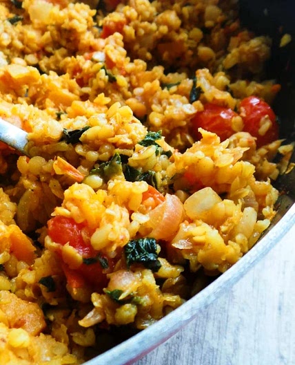 Bulgur, Red lentil and Butternut Squash Skillet