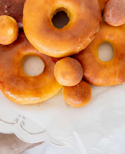 Air Fryer Glazed Donuts
