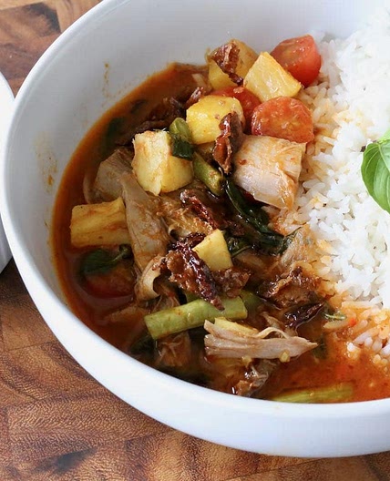 Roast Duck Thai Red Curry