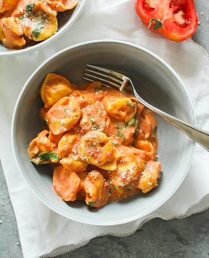 Cheese Tortellini with Tomato Cream Sauce