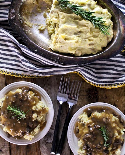 Vegan Mashed Potatoes with Mushroom Gravy