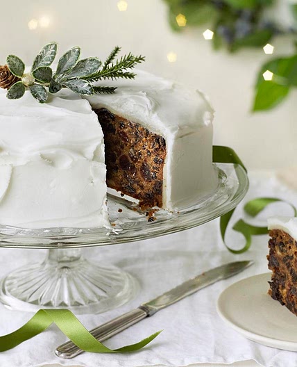 Mary Berry's classic Christmas cake