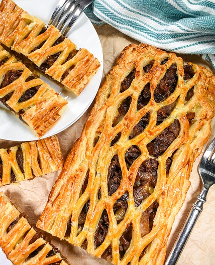 Lattice Pastry with Cheese and Caramelized Onions