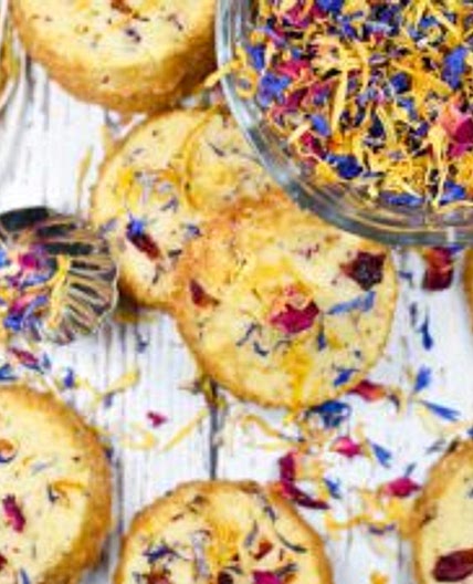 Shortbread Cookies with Edible Flowers