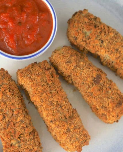 Air Fryer Low Carb Mozzarella Sticks