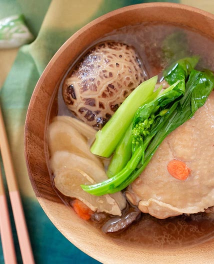 sesame oil chicken soup 麻油雞湯