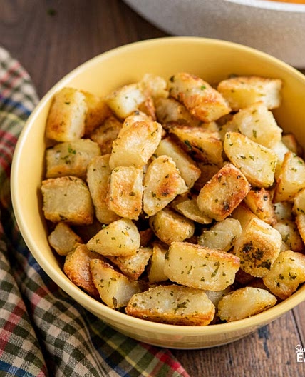 Garlic and Herb Roast Potatoes (Oven and Air Fryer)