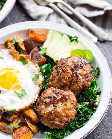 Garlic Jalapeno Chicken Sausage Patties {Paleo, Whole30}