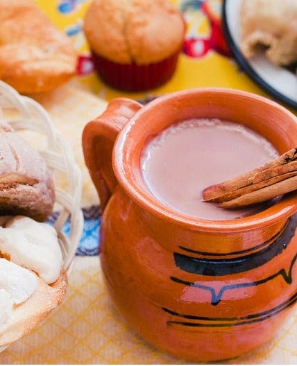 Cremoso atole de avena, manzana y canela, ¡en menos de 20 minutos!