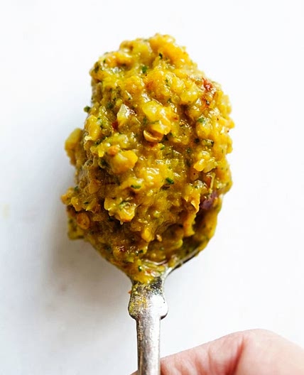 Homemade Thai Yellow Curry Paste
