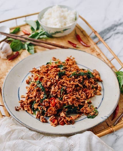 10-Minute Vegan Pad Krapow (Thai Basil Stir-fry)