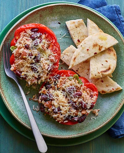 Microwave chilli bean stuffed pepper
