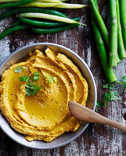 Pumpkin hommus with green dippers (Toddlers and beyond)