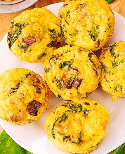 Breakfast Egg Muffins with Mushrooms and Spinach