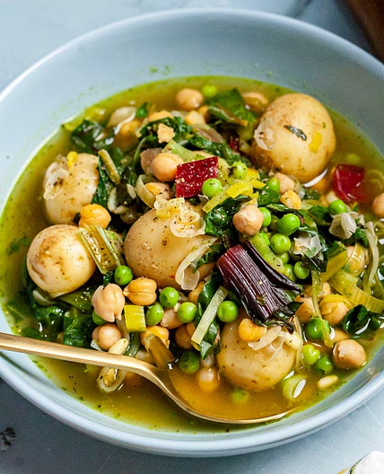 Slow cooker summer vegetable stew