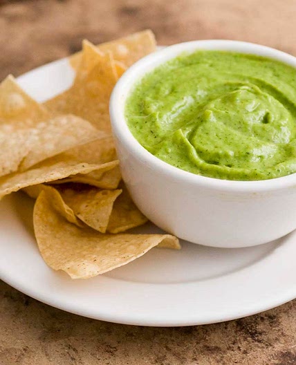 Green chile creamy avocado salsa