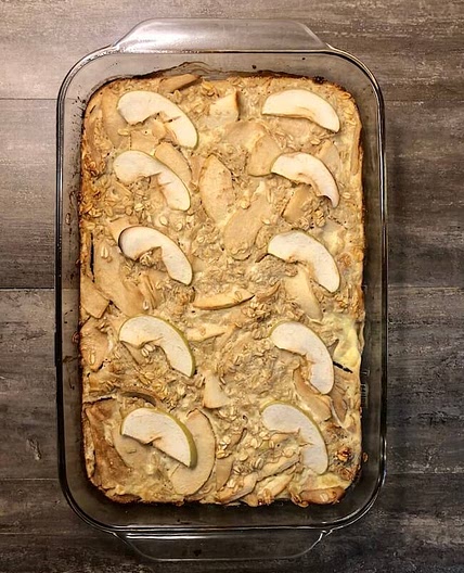 Apple Pie Baked Oatmeal