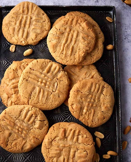 Crunchy Salty Peanut Butter Cookies