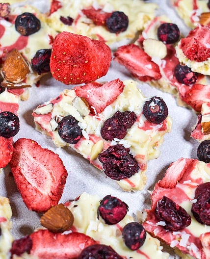 White Chocolate Berry Bark