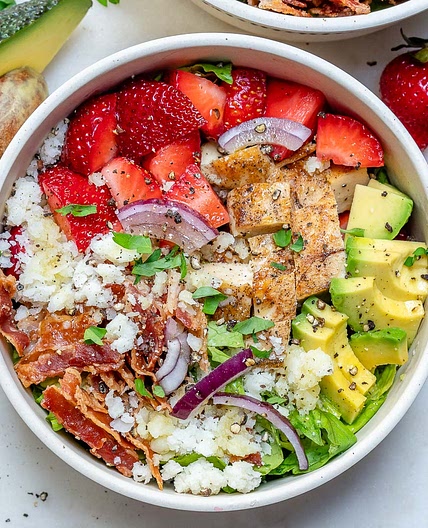 Chicken Strawberry Salad Bowls