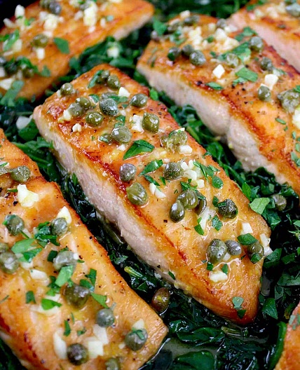 Easy Salmon Piccata with Spinach