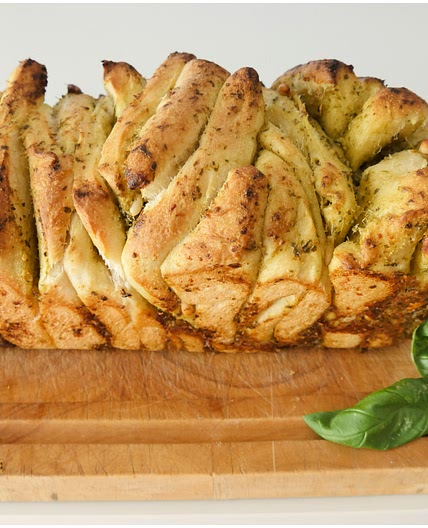 Pane a fisarmonica al pesto