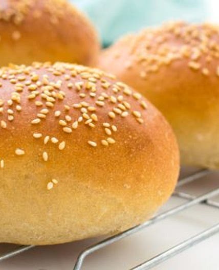 Speedy Homemade Wheat Hamburger Buns