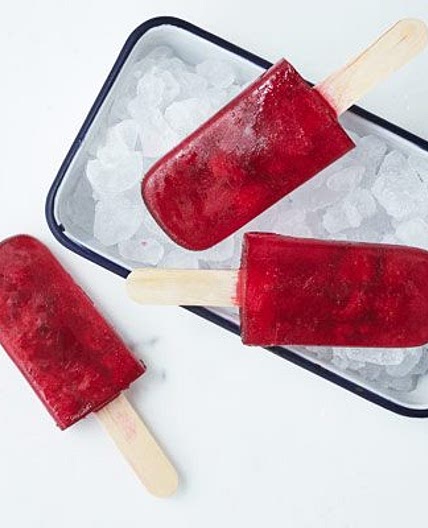 Raspberry tea ice lollies
