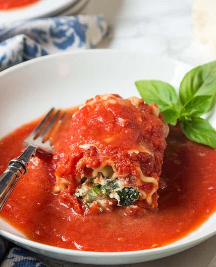Ricotta & Spinach Lasagna Roll Ups