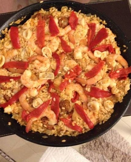 Ians Chicken and Seafood Paella
