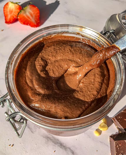 Homemade Chocolate Hazelnut Spread