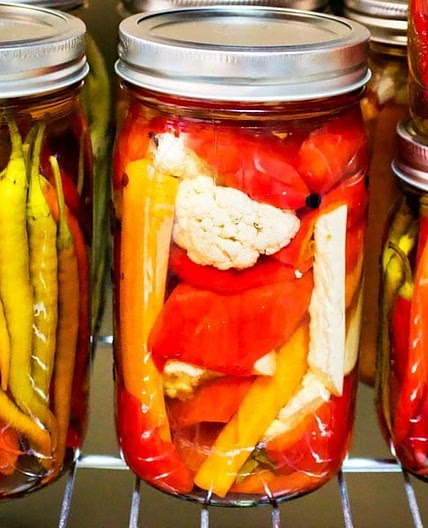 Canning Hot Peppers in Vinegar - Easy Recipe
