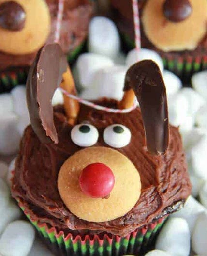 Chocolate Reindeer Cupcakes